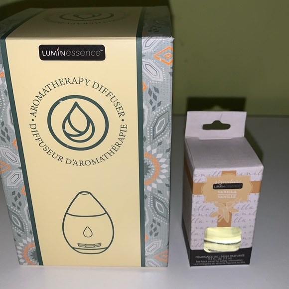 Luminessence Other - Luminessence oil diffuser and vanilla oil